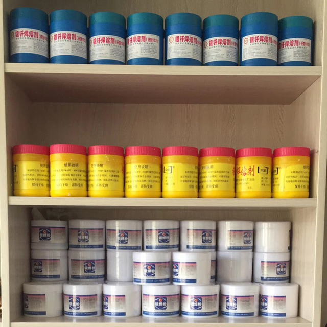 Flux de brasage à l'argent pour le soudage de segments de lame de scie diamantée 