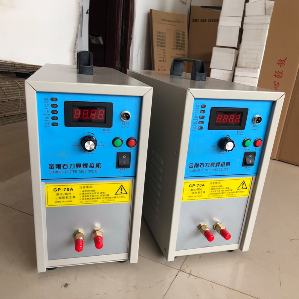 machine &agrave; souder haute fr&eacute;quence de segments de diamant (4)