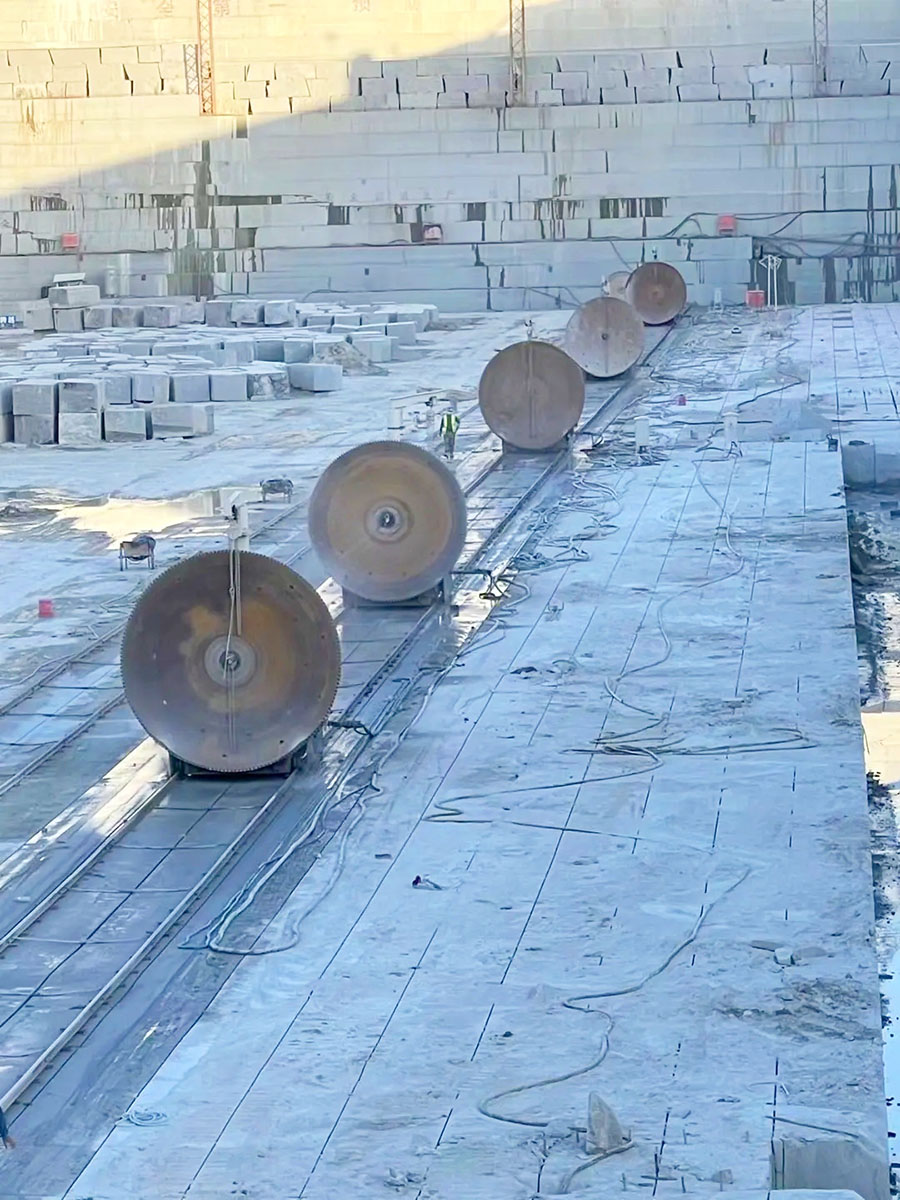 machine &agrave; scier le granit