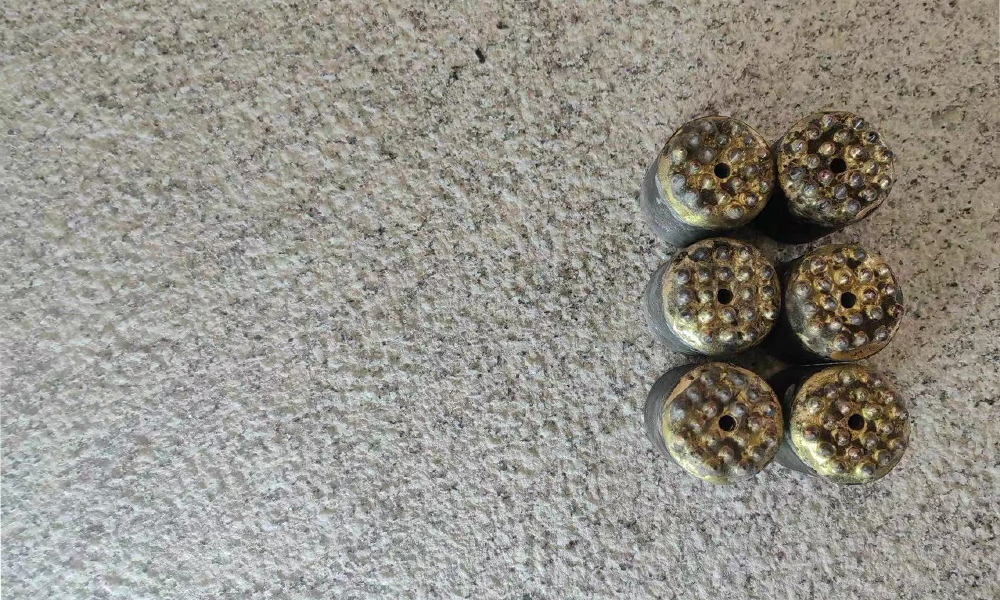 machine &agrave; pierre